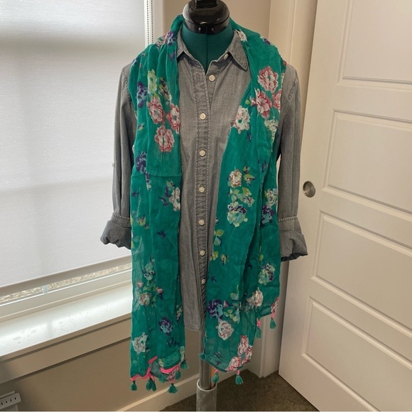 American Eagle Set of 4 Lightweight Infinity Cotton Scarves - Picture 3 of 12